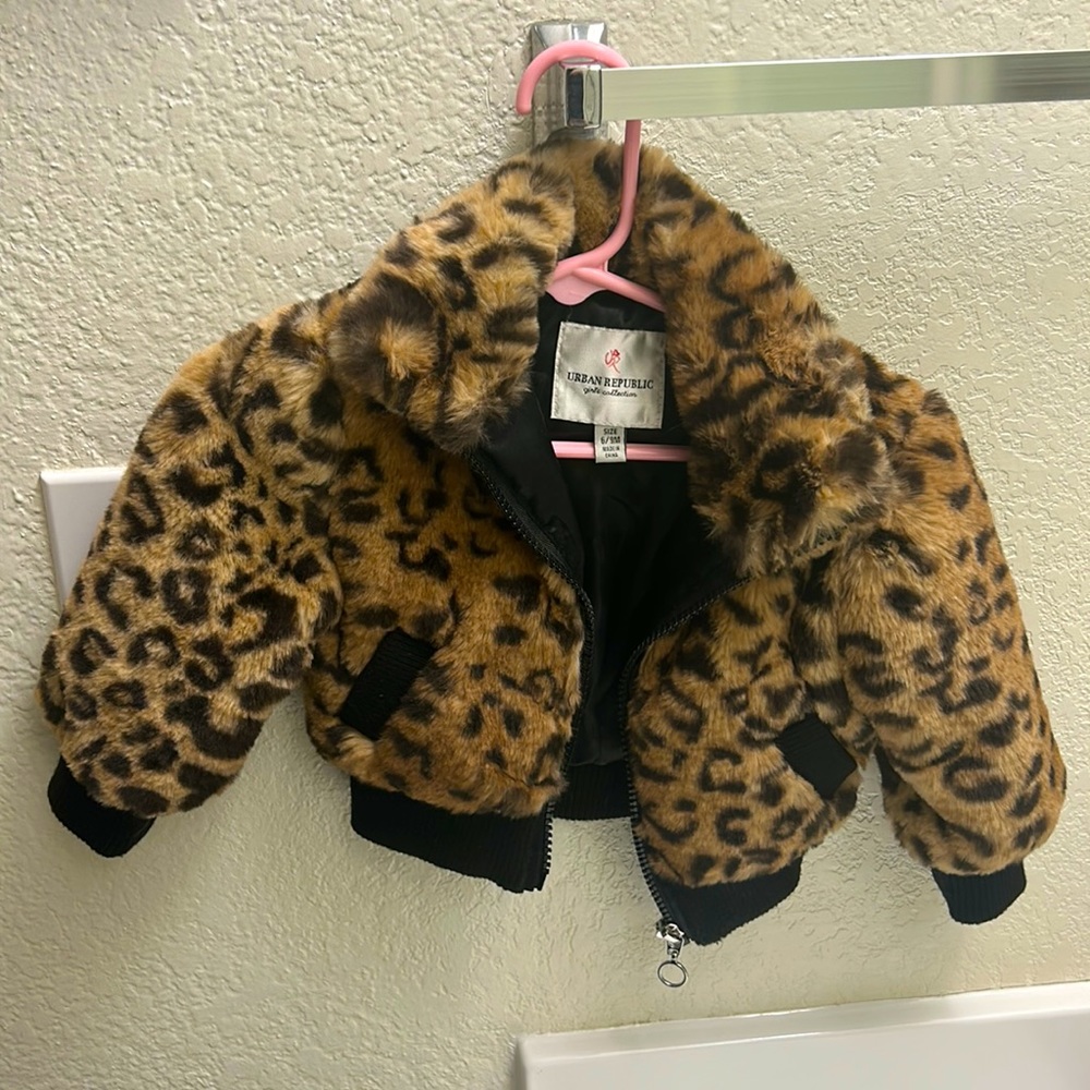 Leopard baby bomber 6-9mos